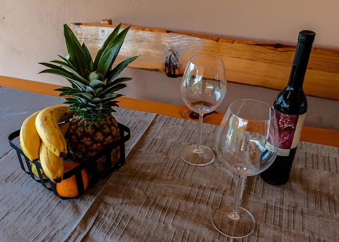 Seaside Miranda Vela Luka