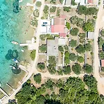 Seaside Miranda