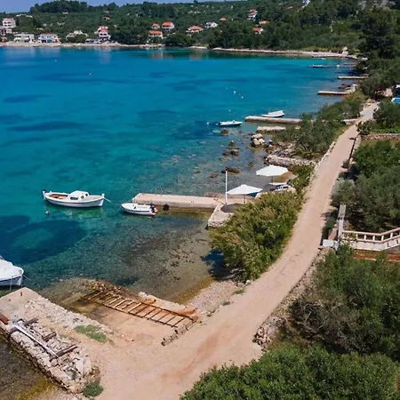 Seaside Miranda