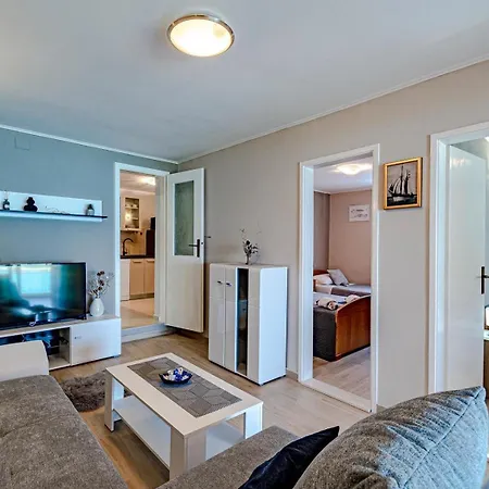 Seaside Miranda Holiday home