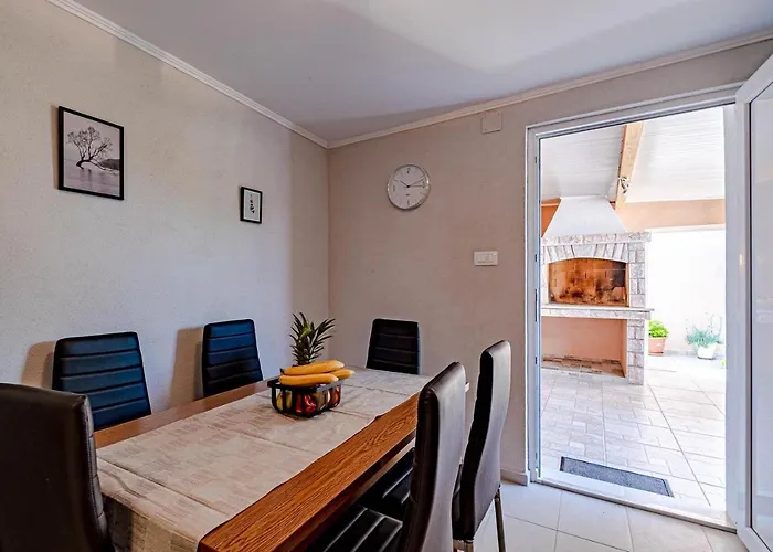 Seaside Miranda * Vela Luka